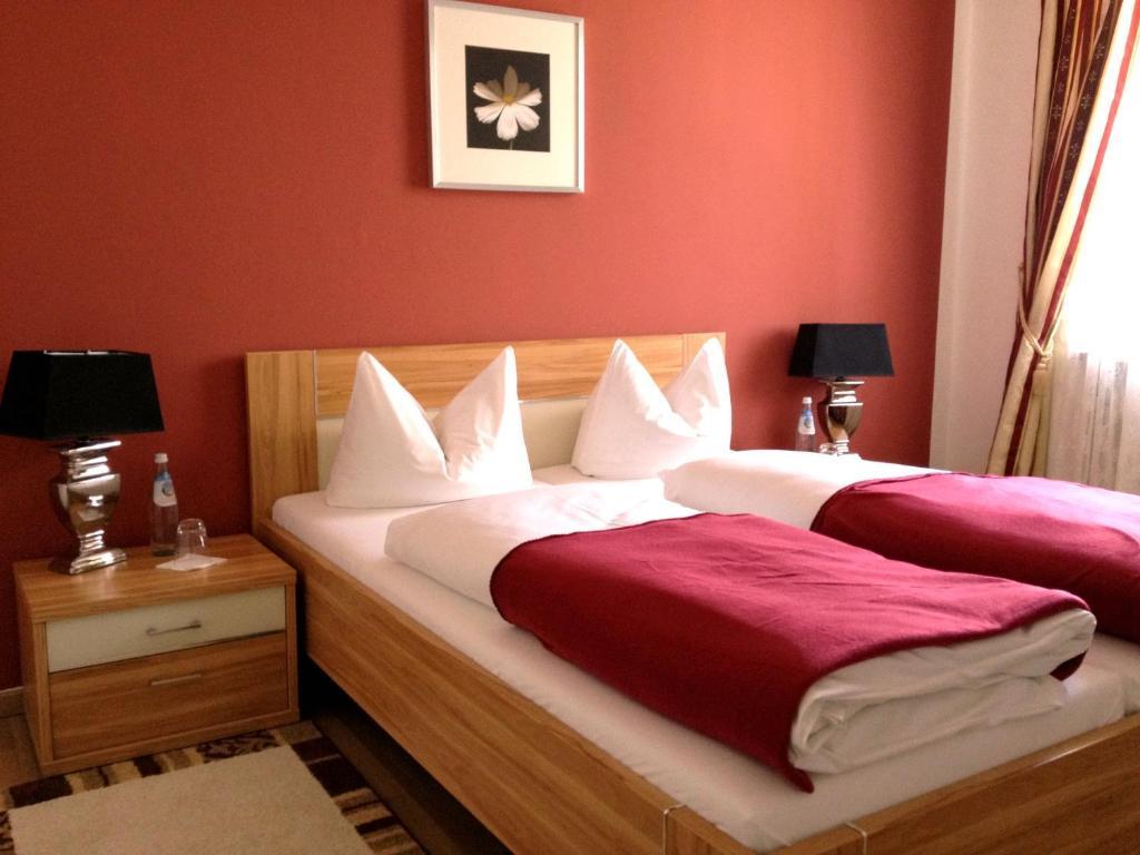 Hotel Schlee Hohenschäftlarn Szoba fotó