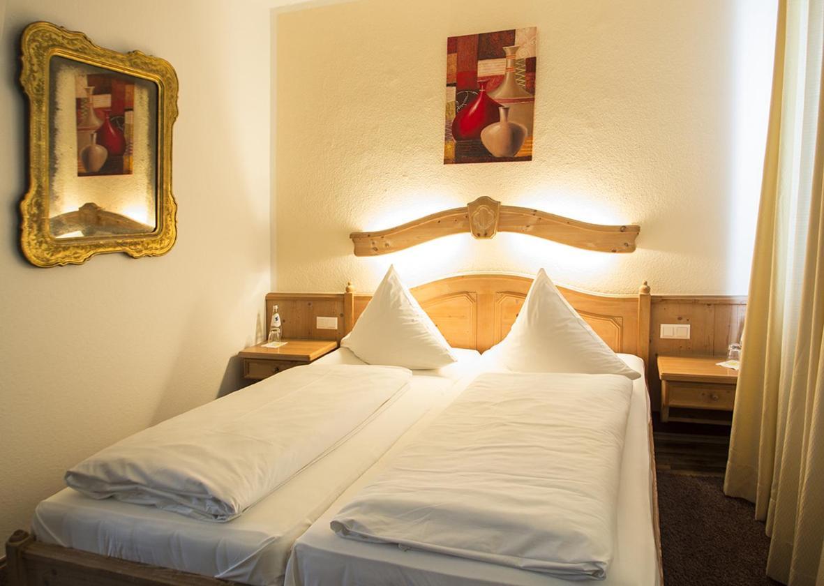 Hotel Schlee Hohenschäftlarn Szoba fotó