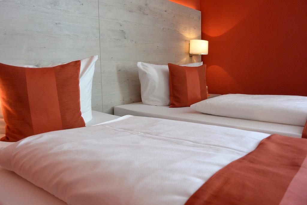 Hotel Schlee Hohenschäftlarn Kültér fotó